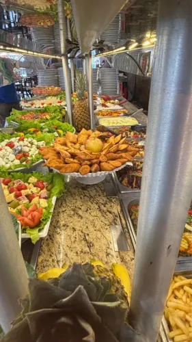 Ilha premium, pista de comida 