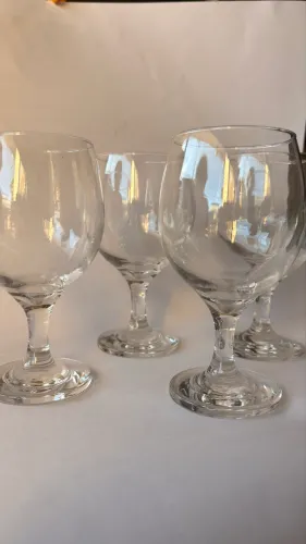 conjunto de taças de vidro