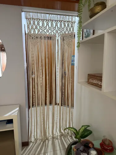 Cortina Macramê Off-White para porta. Estilos e artesanal.