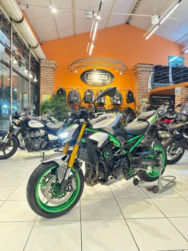 KAWASAKI Z 900 R EDITION