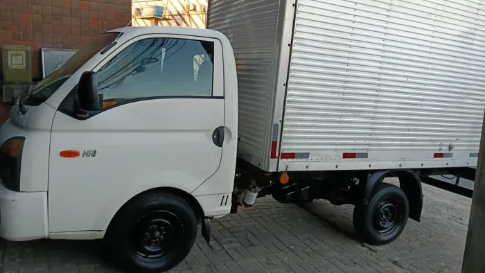 HYUNDAI HR 2013 PARA VENDA!!