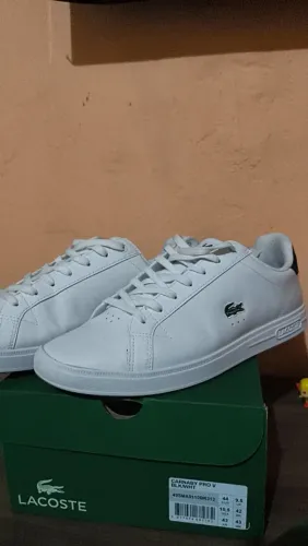 Tênis Lacoste Graduate Pro