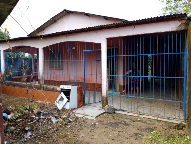 Vende-se casa em rio branco
