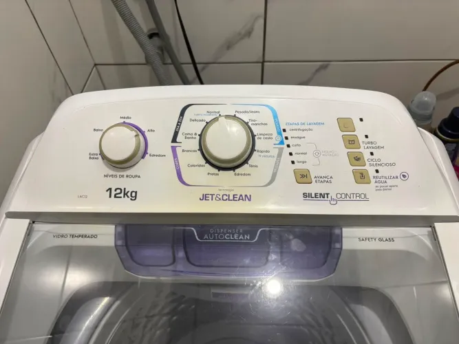 Máquina de lavar Eletrolux 12kg