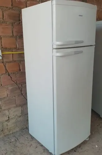 Refrigerador gelo seco 