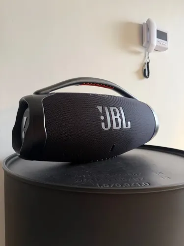 JBL Boombox 3