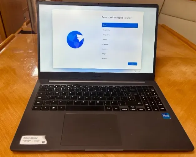 Samsung Galaxy Book2 Intel i7, 8GB, Tela Full HD, SSD de 500GB