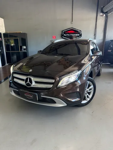 Mercedes-Benz GLA 200 Adv. 1.6/1.6 TB 16V Flex Aut. 2015