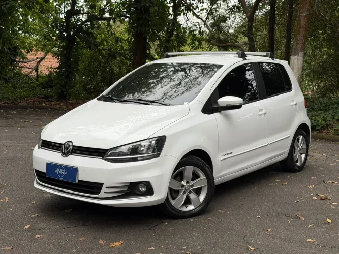 Volkswagen Fox Comfortline 1.6 Flex 8V 5P 2018