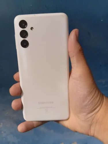 Samsung A04s (com defeito somente na tela)