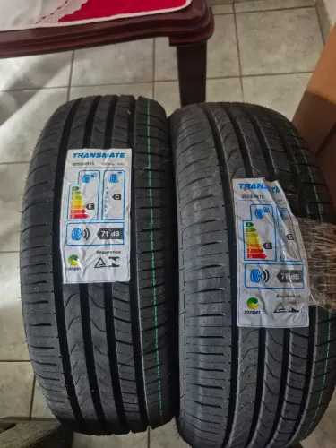Vende se 2 pneus novos aro 15