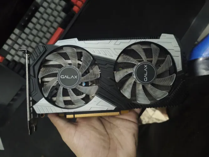Placa de vídeo : RTX 2060 6gb RAM 