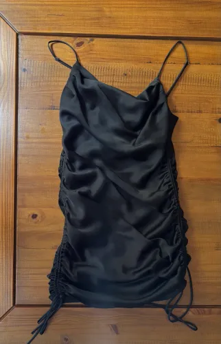 Vestido Zara