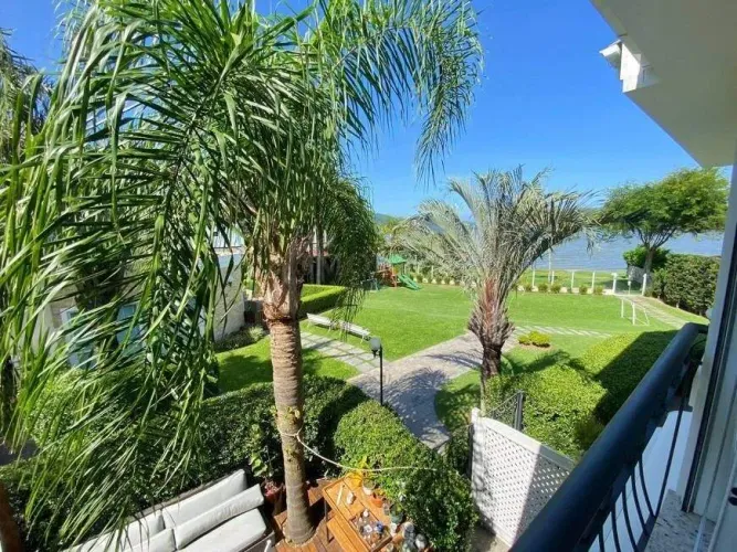 Casa à venda, 3 quartos, 3 suítes, 3 vagas, Lagoa Da Conceicao - Florianópolis/SC