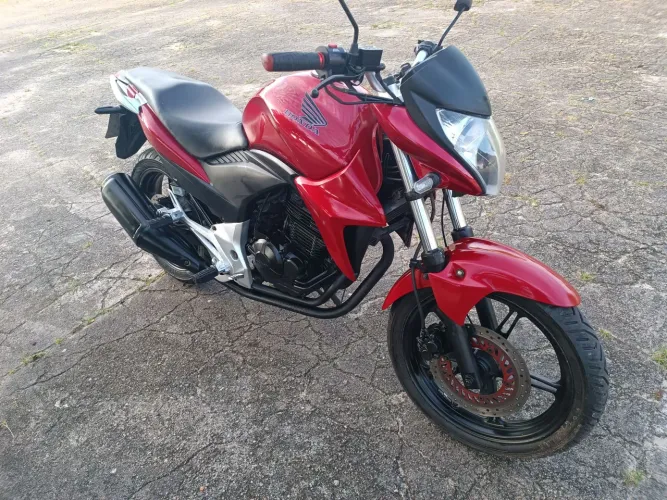 CB300R 2013 - Selada e Quitada