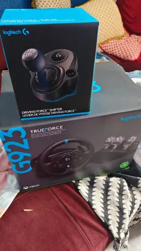 Volante Logitech G923 e câmbio original lacrado PC xbox NOVO Lacrado