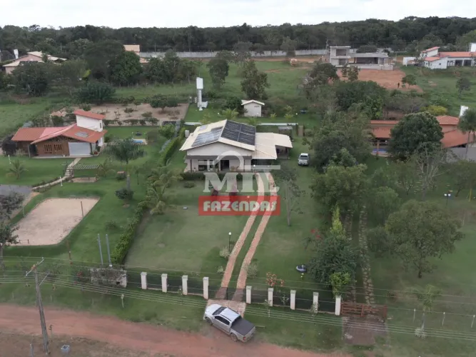 Chácara no Cond. Águas da Serra 2.382m² Hidrolândia - GO