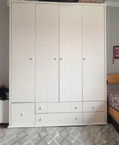 Guarda Roupa e Cômoda MDF