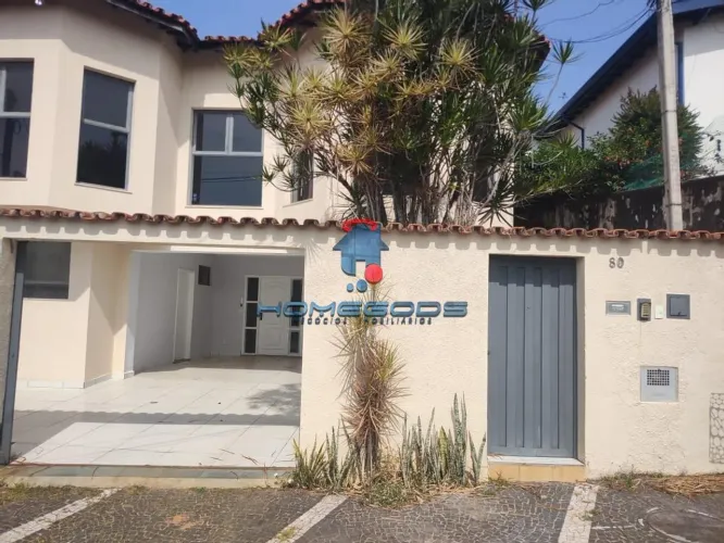 Casa Comercial para venda ou locação com 3 salas, escritório e 4 vagas no bairro Nova Camp