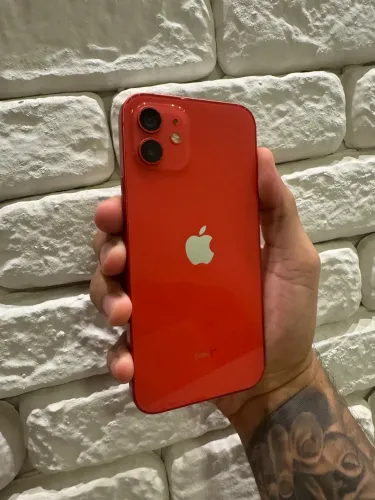iPhone 12