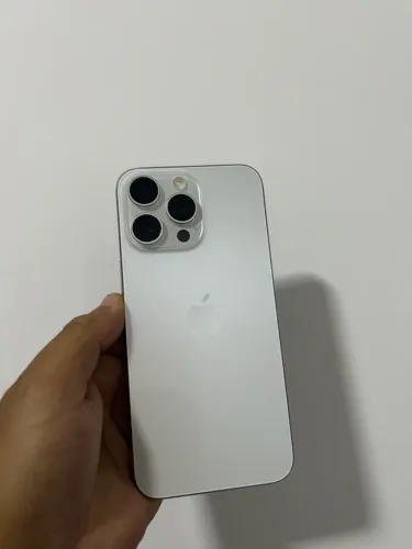iPhone 15 pro Max 256 branco