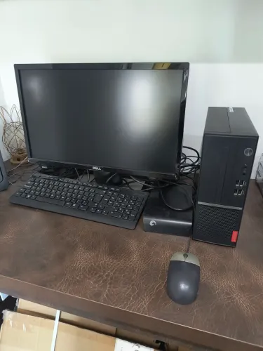 *** Computador Desktop Lenovo V50S com acessórios ***