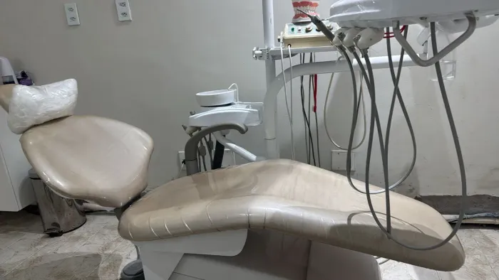 VENDO CONSULTÓRIO ODONTOLÓGICO 