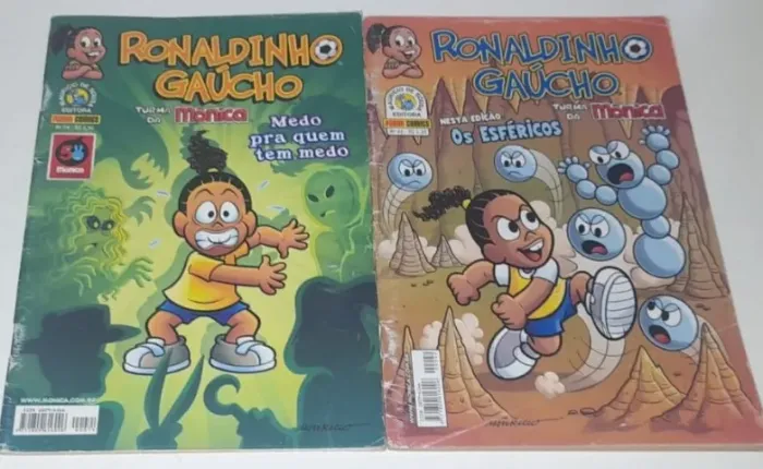 Ronaldinho Gaúcho - 2 Gibis Da Editora Panini - 2010 -Numeros 42 & 74 - Em Muito Bom Estad