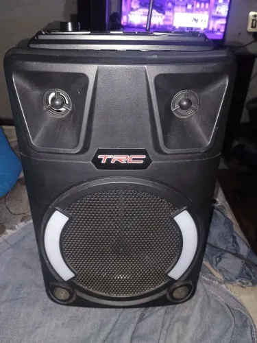Caixinha de som bluetooth (mini Bob,modelo 110/220volts) , entrego se for próximo!