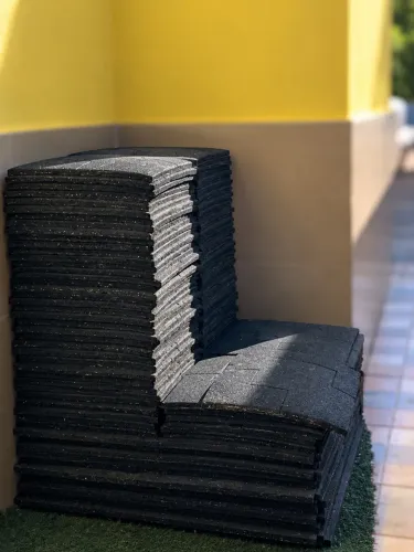 Piso emborrachado 50x50