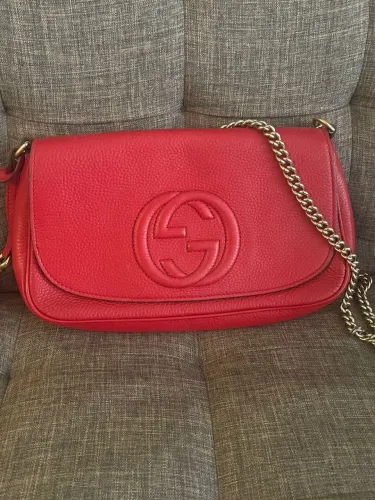 bolsa Gucci Soho Chain Flap vermelha 
