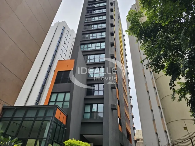 Sala comercial a venda no Batel