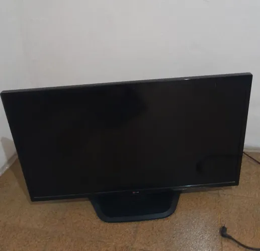 TV LG COM DEFEITO 32 polegadas 