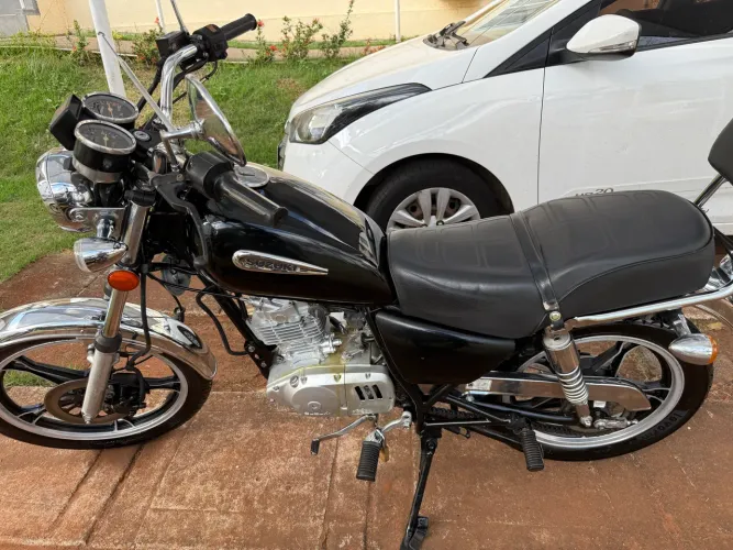 Suzuki Intruder 125