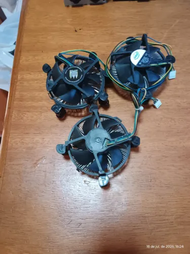 Cooler para processador, diversas marcas <br><br>Preço de cada peça R$ 20,00
