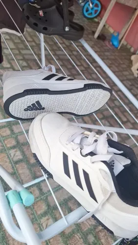 Sapato Adidas número 35