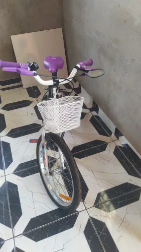 Vendo com urgência uma bicicleta