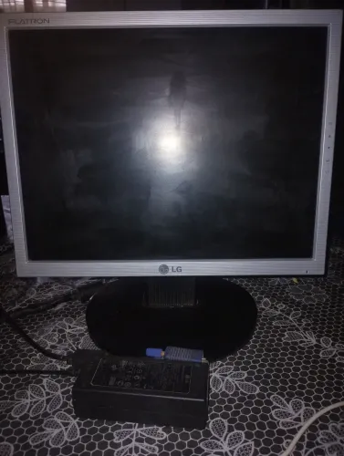 Monitor LG Flatron l1553s