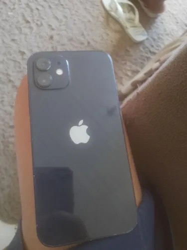 iPhone 12 normal no precinho