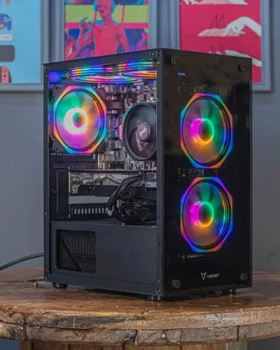 PC Gamer Ryzen 3 2200G, RX 580 8GB, 16GB RAM, NVMe 128GB+HD 2TB, A320, Fonte 500W