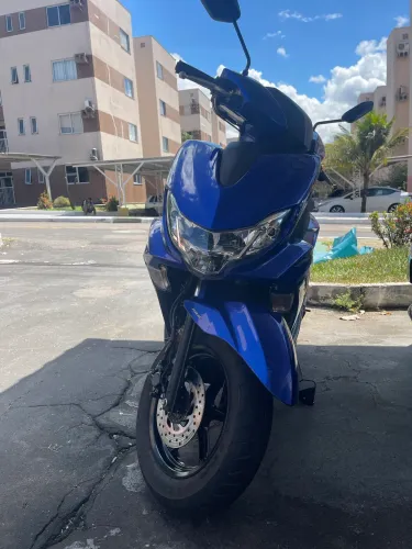Yamaha Fluo 125 ABS 2023 - Econômica, Confortável e Pronta para Rodar
