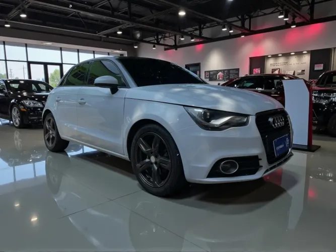 Audi A1 Sportback 1.4 TFSI 185cv 5P S-tronic 2013