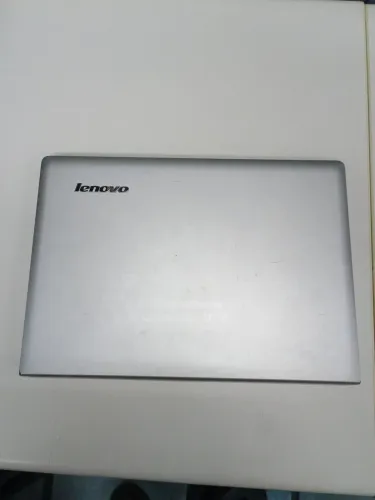 notebook Lenovo Core i3, 8GB