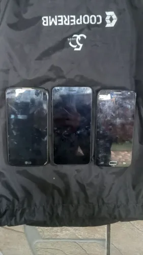3 Celular Dando Sinal de Vida