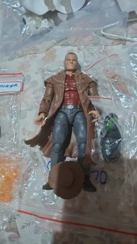 Marvel Legends Velho Logan e Bebe Hulk Wolverine Old Logan