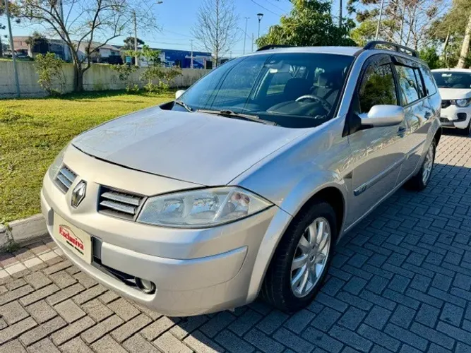 Renault Megane Grand Tour Dynam. Hi-flex 1.6 16V 2010