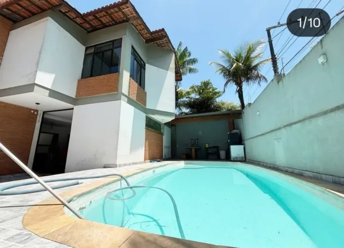 CASA GRANDE PERTO DA PRAIA EXCELENTE PRA NEGÓCIO O INVESTIMENTO PRA POUSADA O FAMILIA