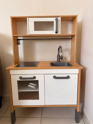 Cozinha de madeira IKEA