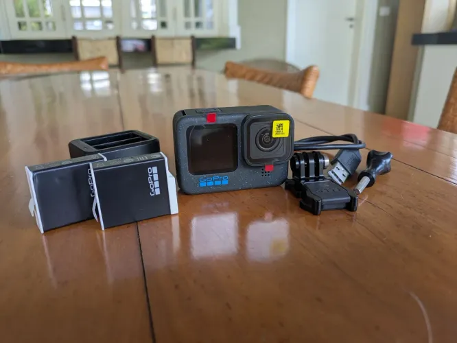 GoPro Hero 12 nova + acessórios