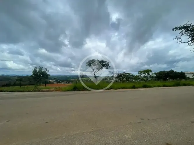 Lote Comercial 1.000 m² na Av. Conde Dolabela | Lagoa Santa codigo: 272502